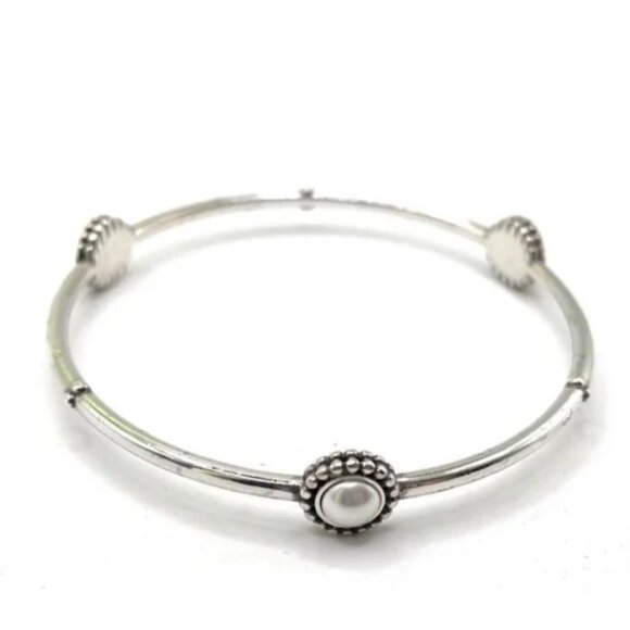 Brighton Silver-Plated Pearl Bangle Bracelet Beaded Accents with Heart Tin Gift - Picture 9 of 9
